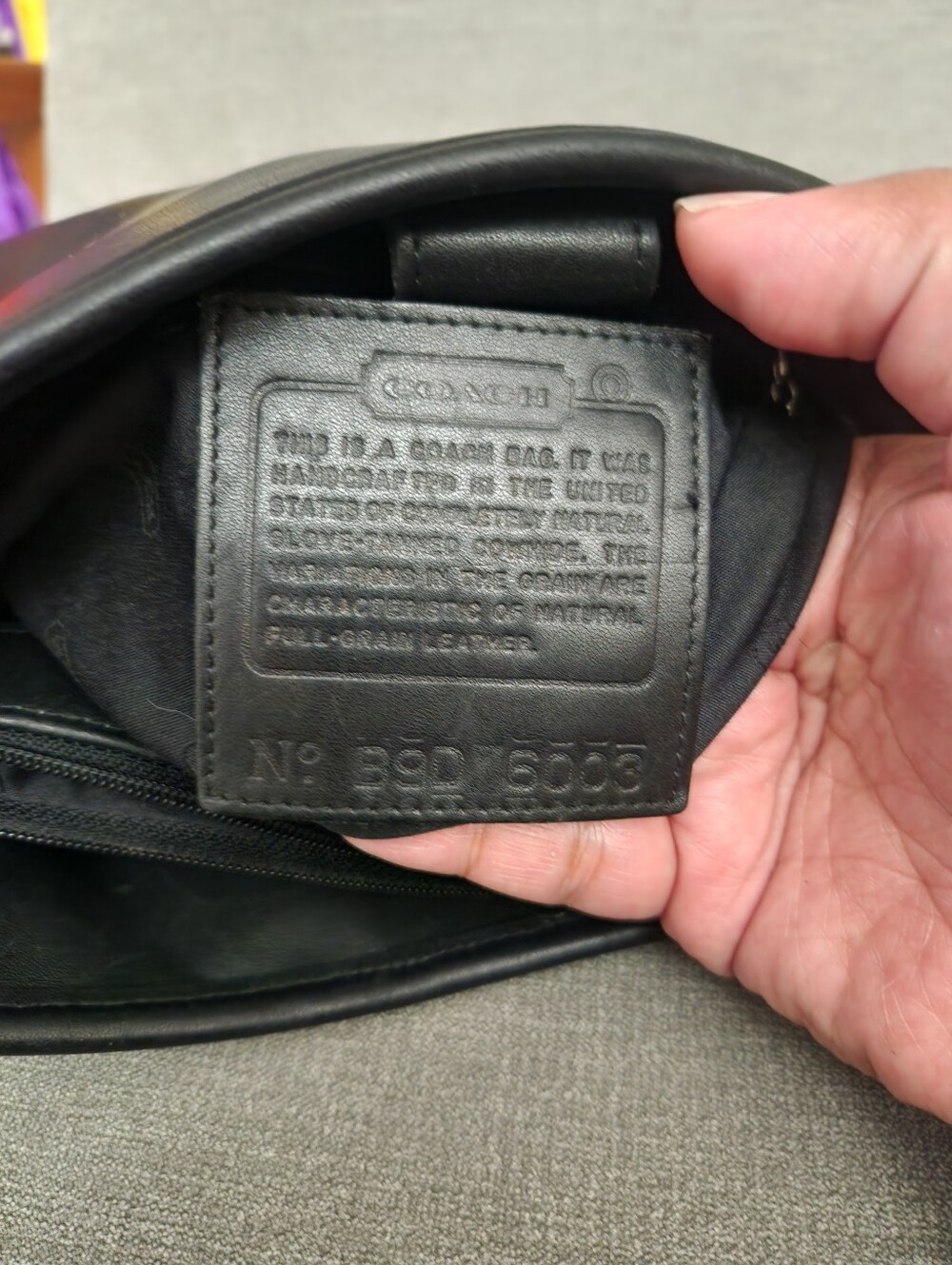 Vintage Coach Chelsea Hobo - Black - Picture 3 of 10